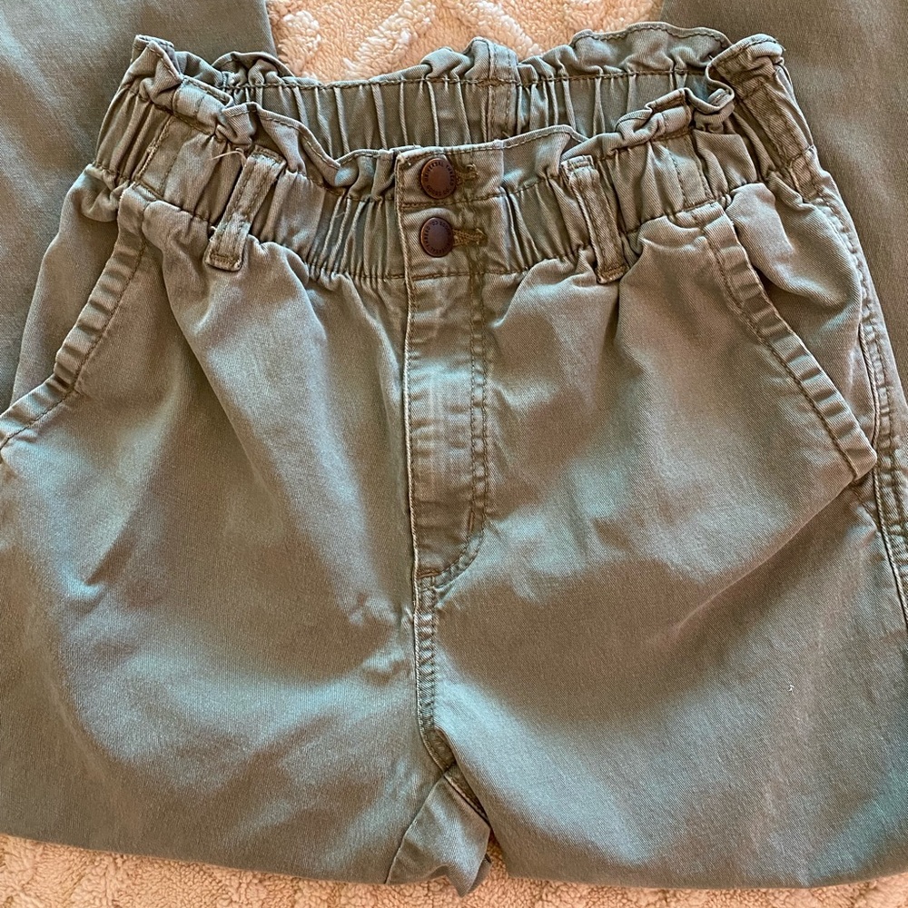 High-Rise Tapered Pants in Sage Green
